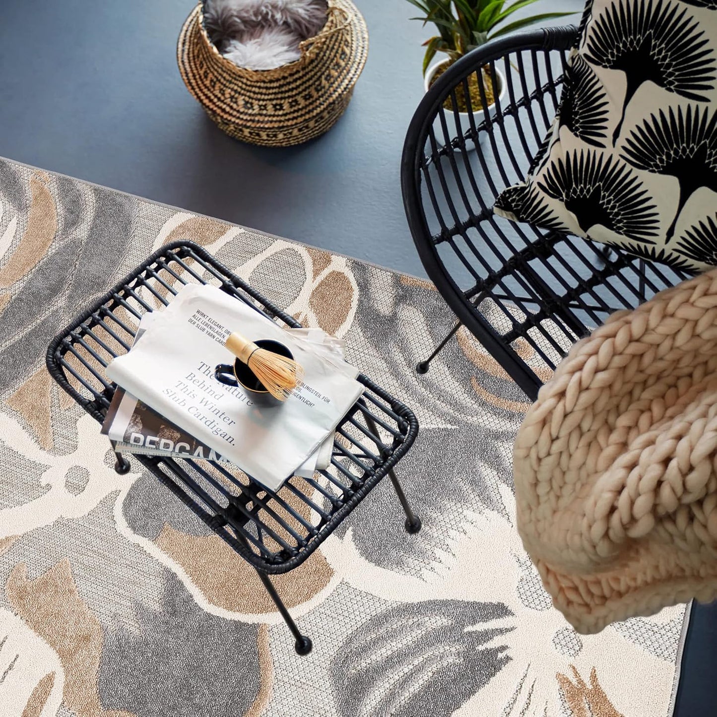 Ravenna Modern Large Gray Floral Area Rug for Indoor/Outdoor - 7'10" x 10